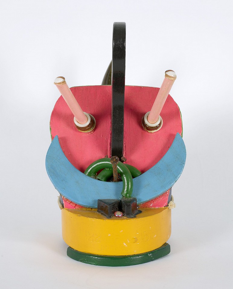 Alfonso Ossorio, Mask, c. 1966
Mixed media sculpture, 13 x 8 x 8 in. (33 x 20.3 x 20.3 cm)
OSS-00012